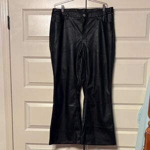 Black Faux Leather Pants 16W. NWOT